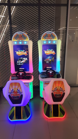 Детский игровой аппарат "Вертикальная Авто Гонка"